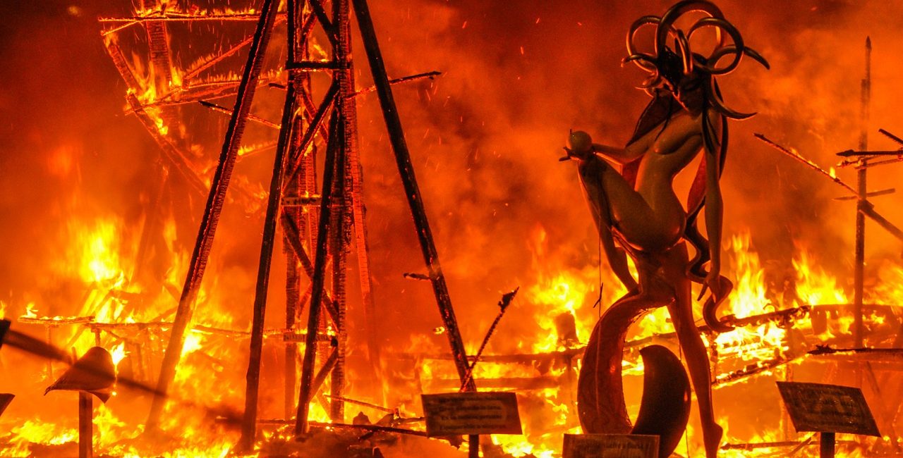 The Burning of a monument in Hogueras