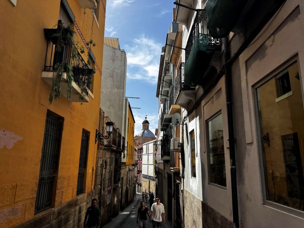 Discover the secrets of Alicante