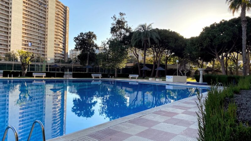 Alicante property valuation in 2026 2027 showing Alicante apartments and a pool