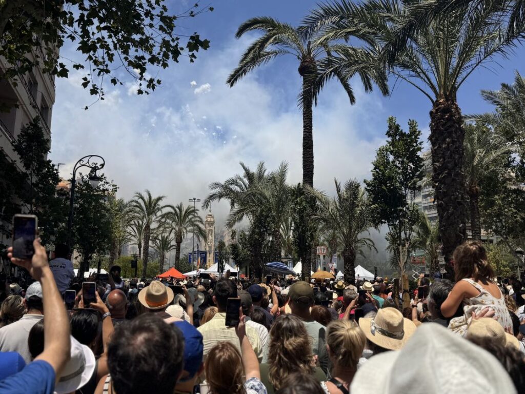 Whats on in Alicante this week 12-19 June 2026 Hogueras mascleta fireworks schedule Alicante