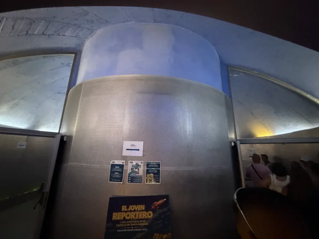 The entrance of the lift